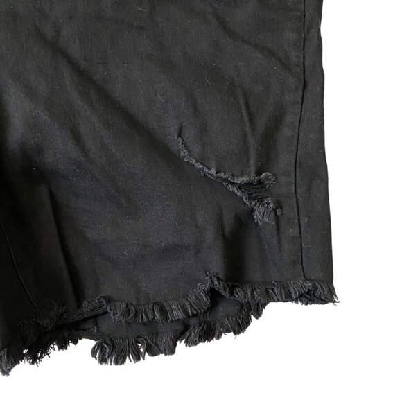 Refuge+ By Charlotte Russe Women’s Black Bermuda Distressed Shorts Size 22 Denim - Picture 7 of 13